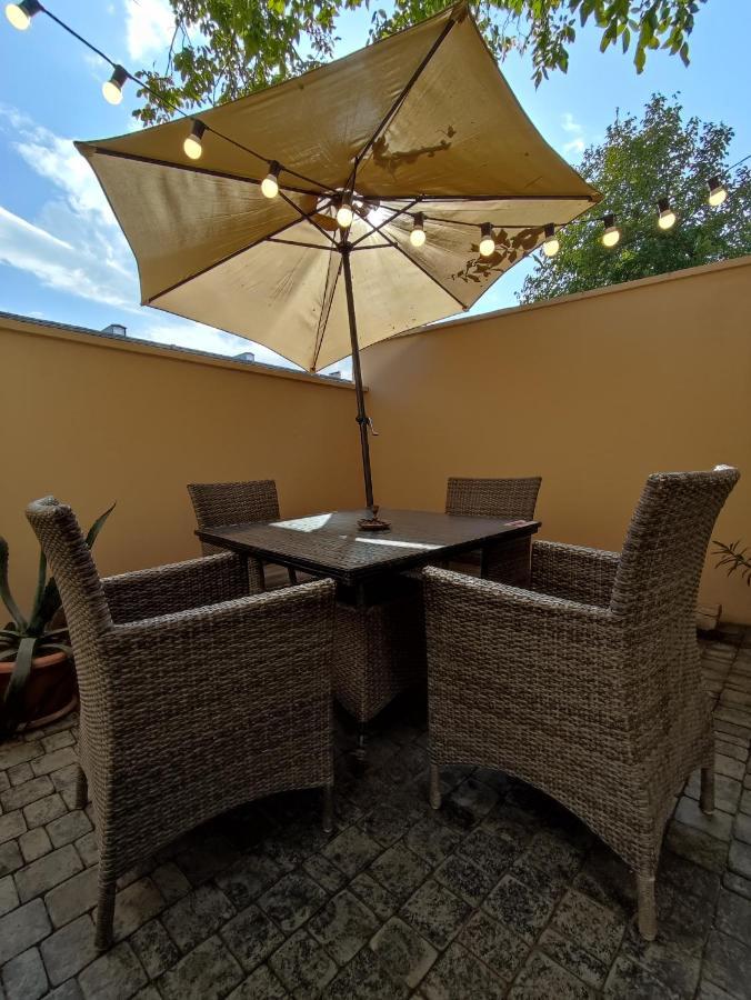 Hotelise I Tulip Apartment Erivan Dış mekan fotoğraf